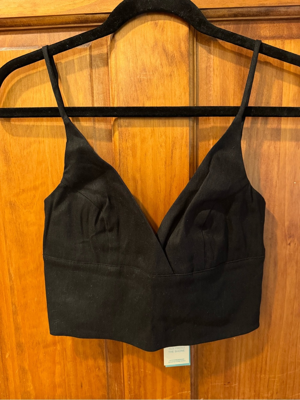 Black V-Neck Linen Blend Cropped Tank Top - NWT